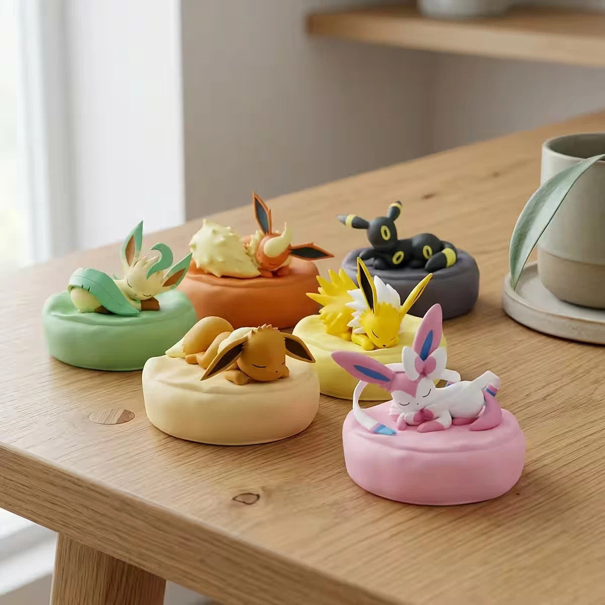 Pokémon / Sleeping Eevee / Figuren Kollektion / Chinesisch